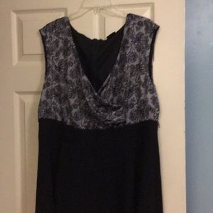 Sleeveless Black/Silver Flair dress, Sz 24
